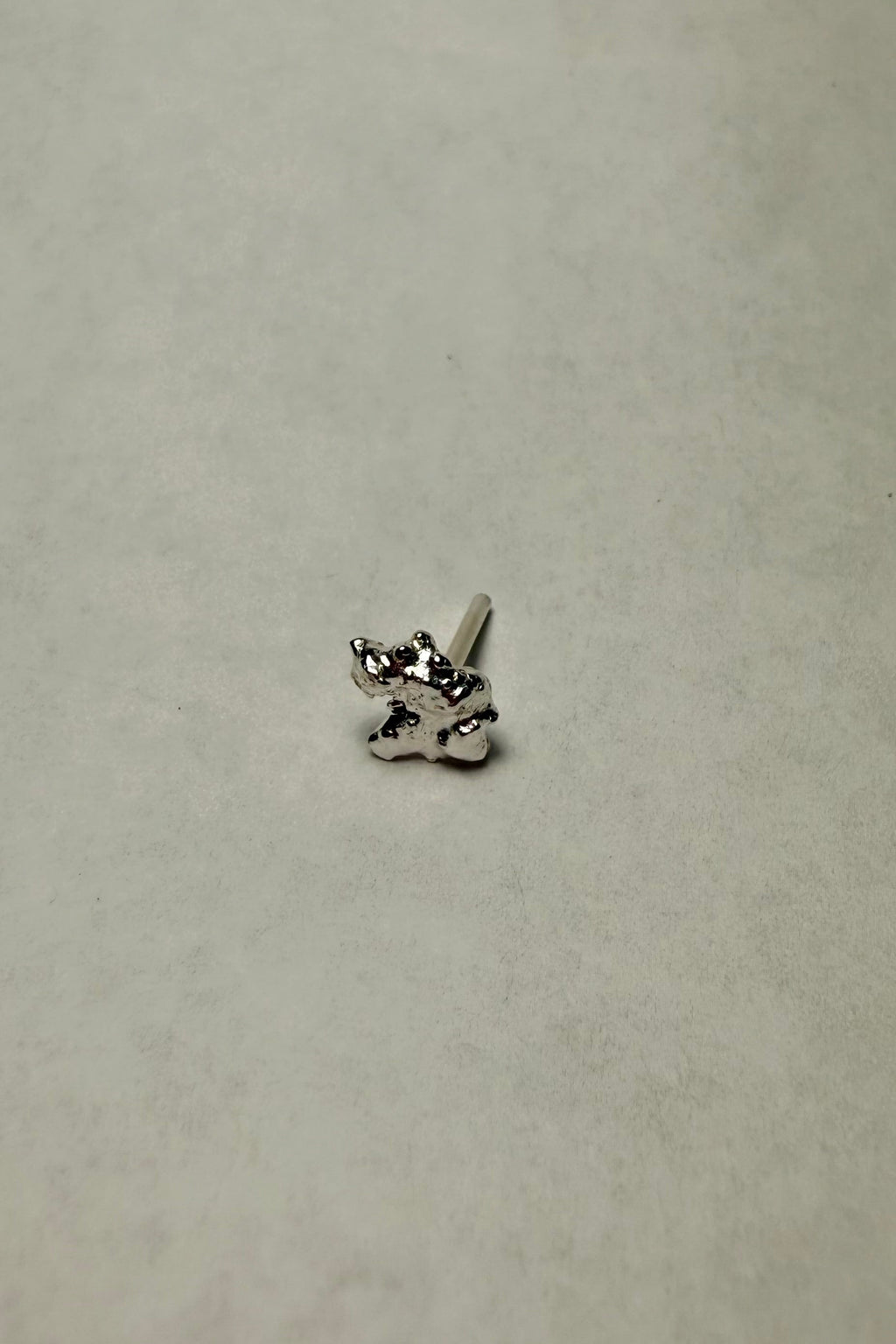 Boucles d'oreilles Blob en argent sterling 925 - Puce d'oreille organique unique.
